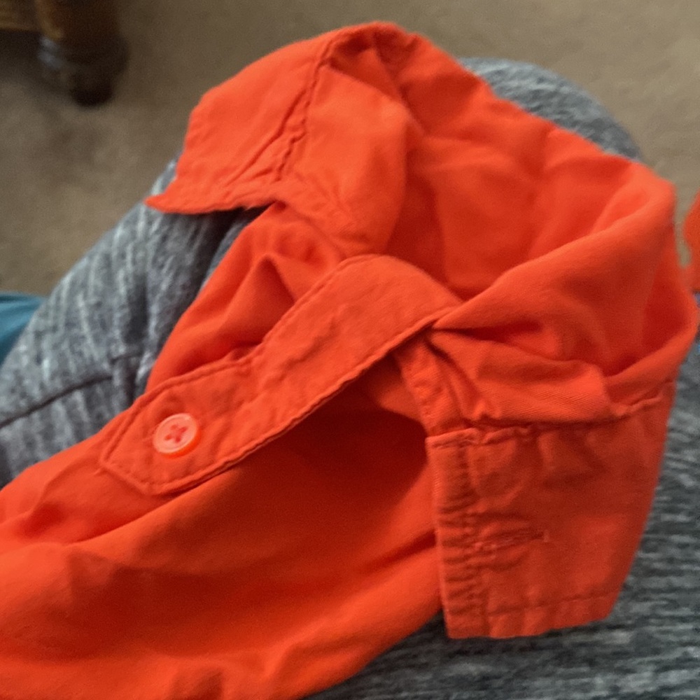 Semi-Buttoned Shirt - Picture 7 of 7